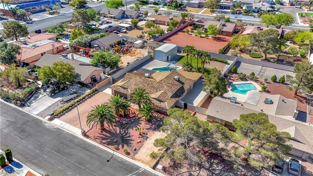 6117 Foxcroft, Las Vegas, NV 89108