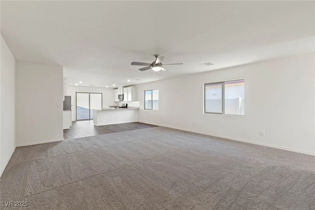 2611 Freya Valley, Las Vegas, NV 89156