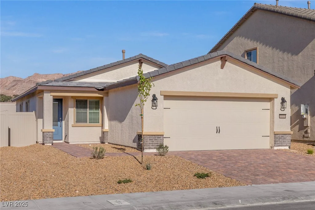 2611 Freya Valley, Las Vegas, NV 89156