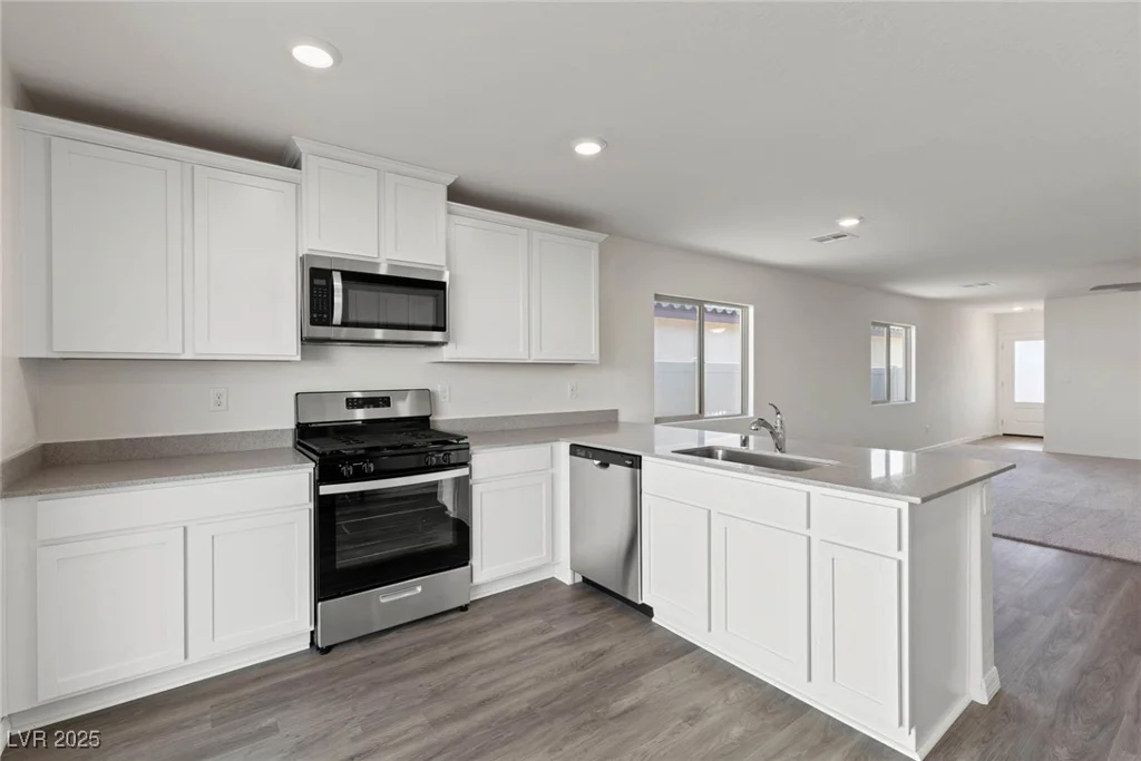 2611 Freya Valley, Las Vegas, NV 89156
