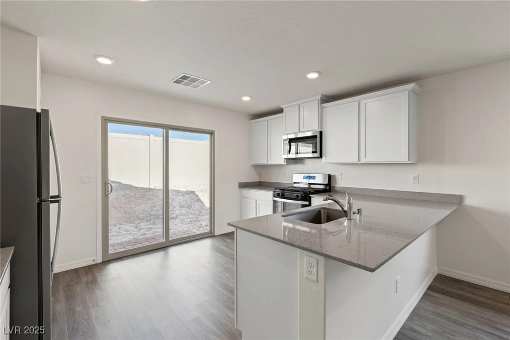 2611 Freya Valley, Las Vegas, NV 89156