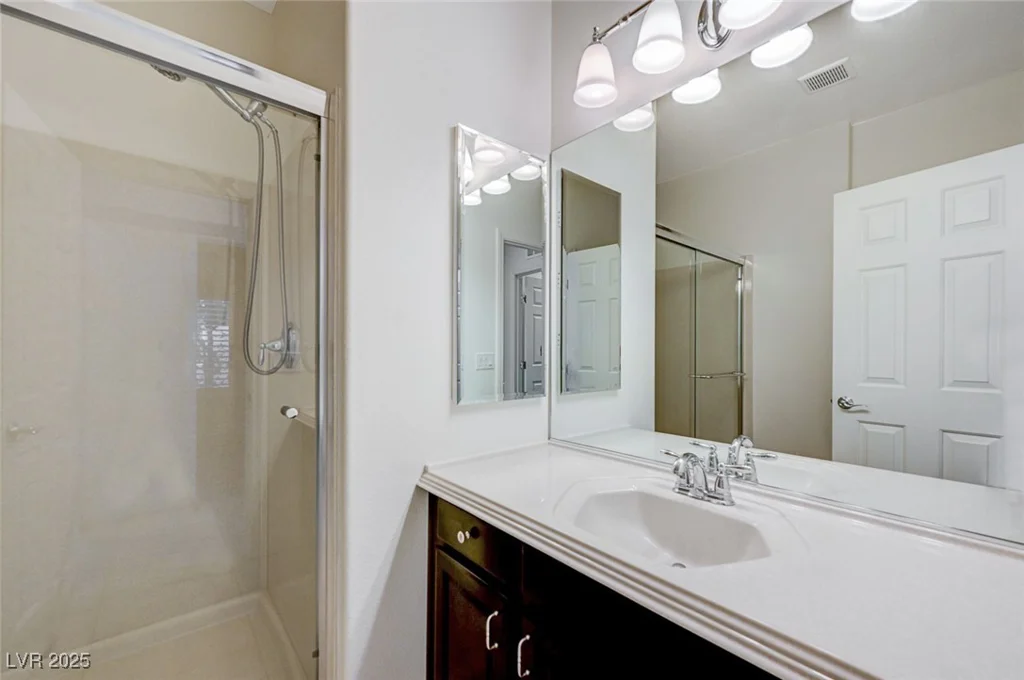 6205 Windy Oaks, Las Vegas, NV 89139