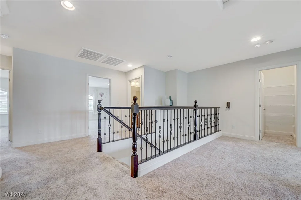 6205 Windy Oaks, Las Vegas, NV 89139