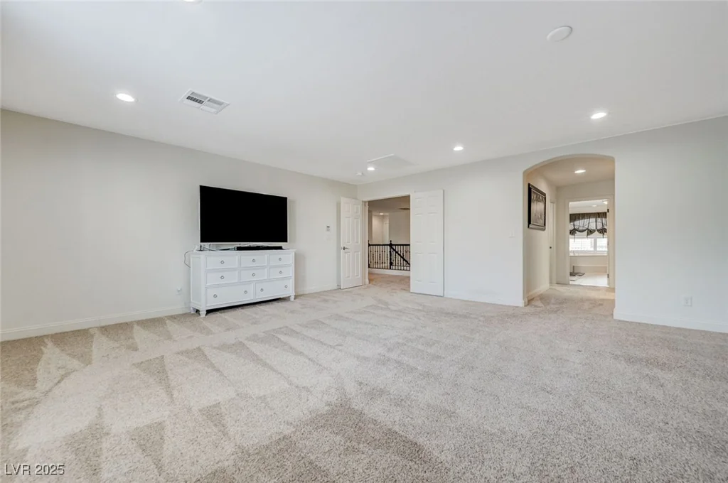 6205 Windy Oaks, Las Vegas, NV 89139
