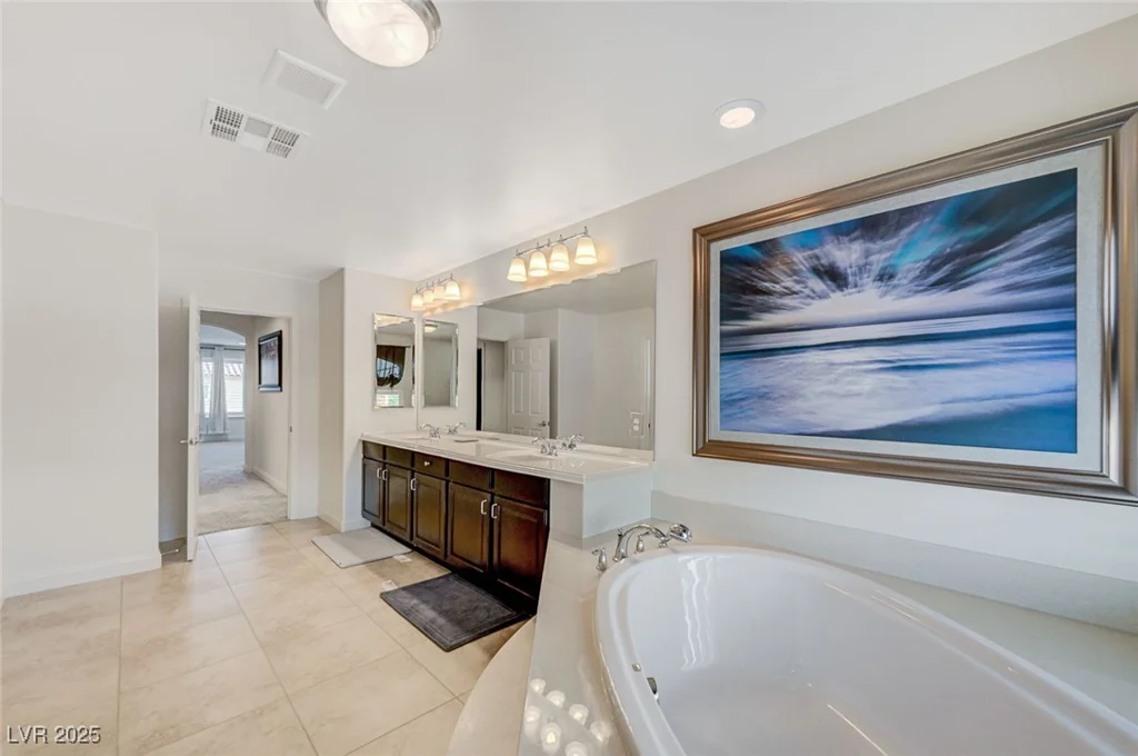 6205 Windy Oaks, Las Vegas, NV 89139