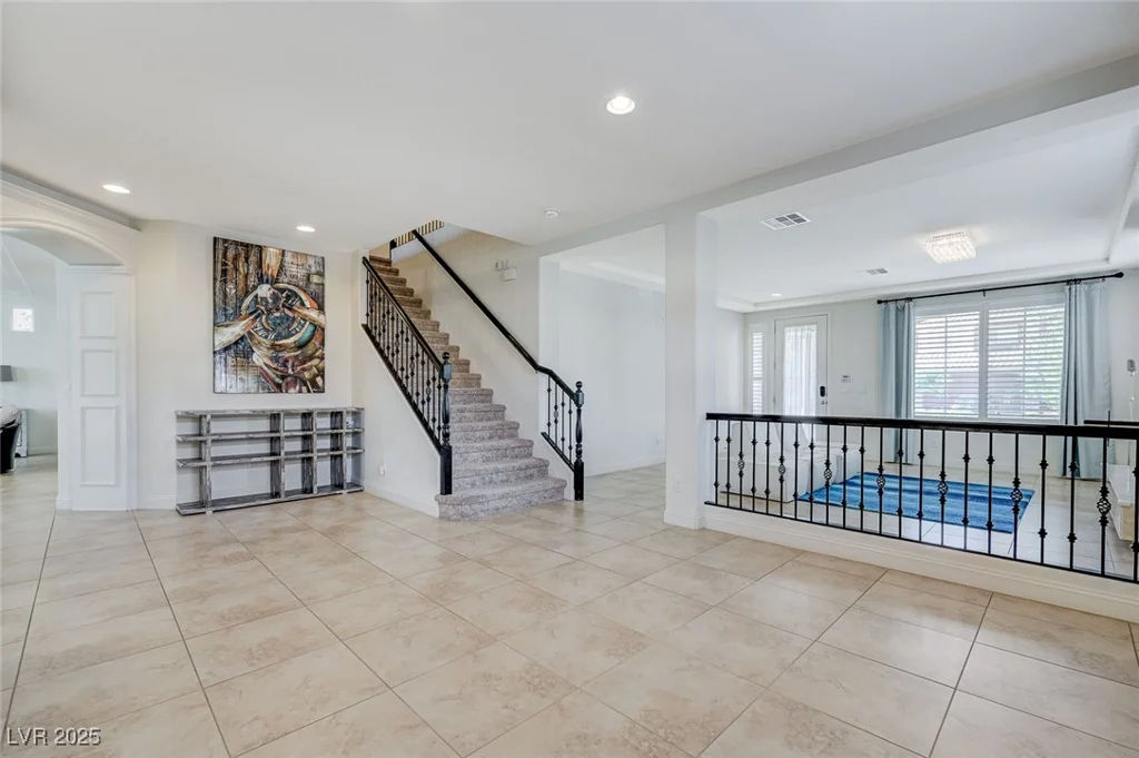6205 Windy Oaks, Las Vegas, NV 89139