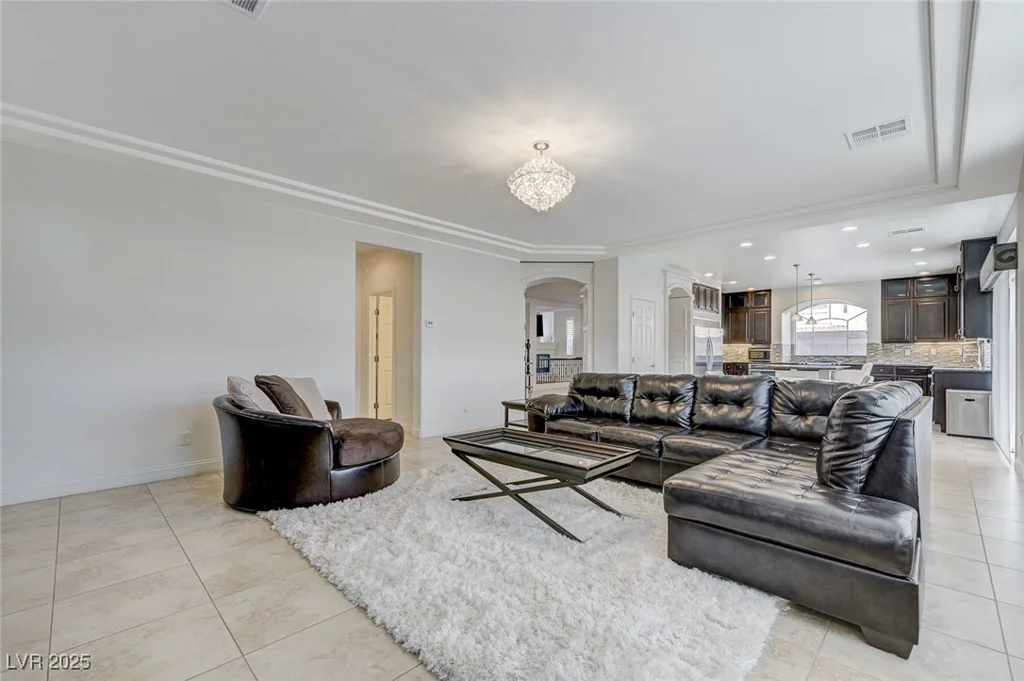 6205 Windy Oaks, Las Vegas, NV 89139