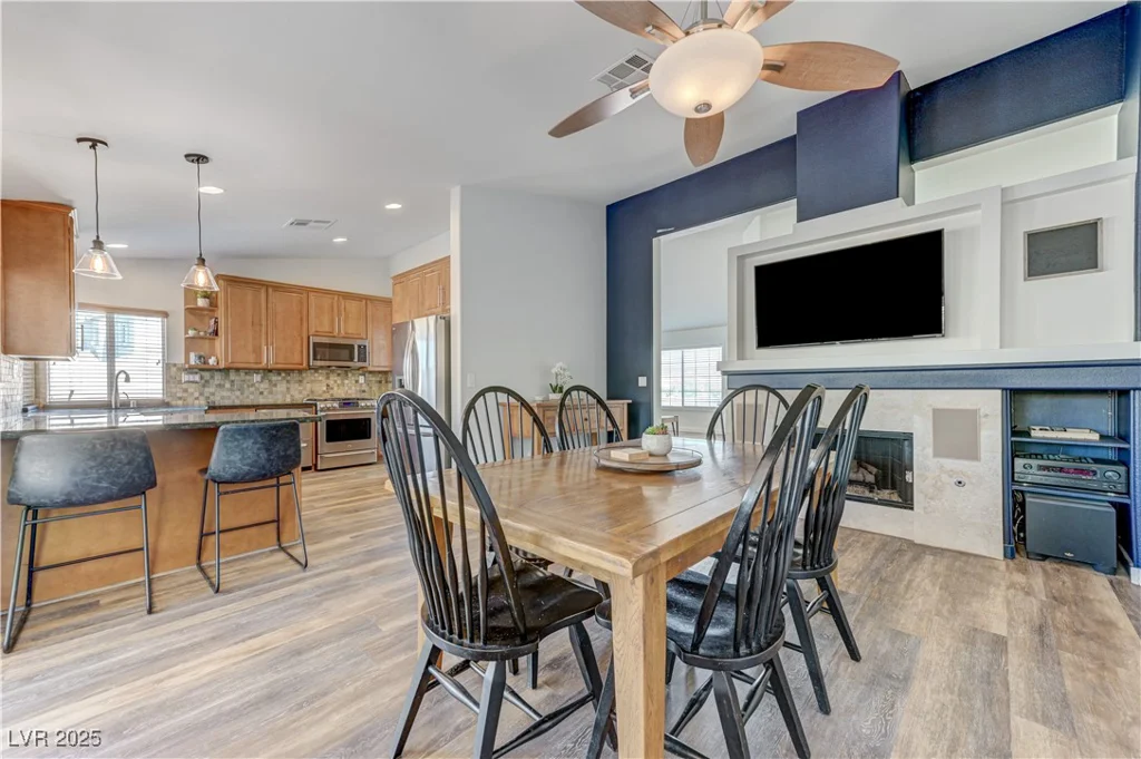 444 Flores, Las Vegas, NV 89123