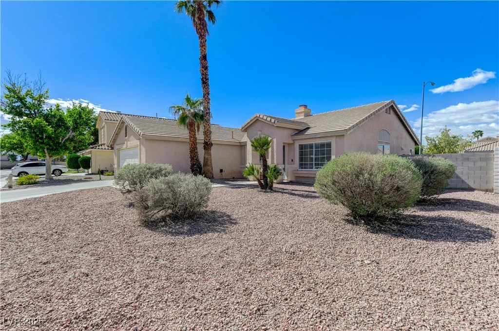 444 Flores, Las Vegas, NV 89123