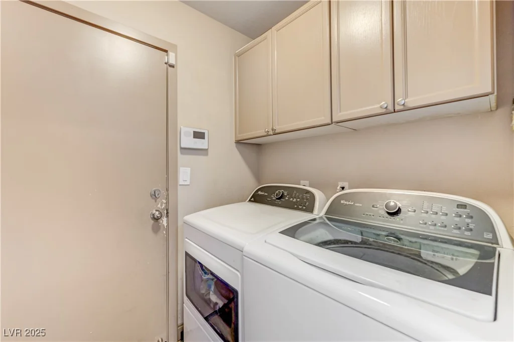444 Flores, Las Vegas, NV 89123