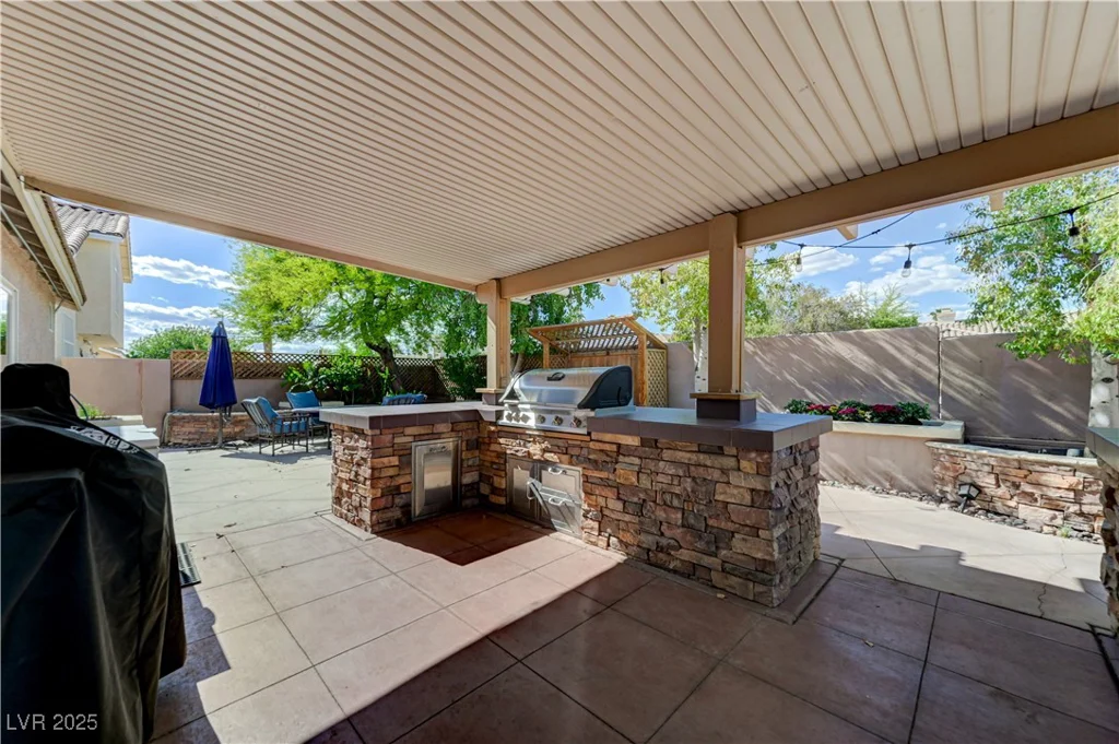 444 Flores, Las Vegas, NV 89123