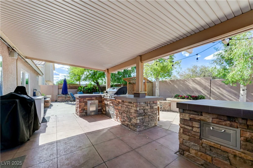 444 Flores, Las Vegas, NV 89123