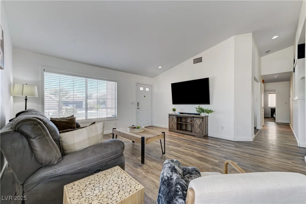 444 Flores, Las Vegas, NV 89123