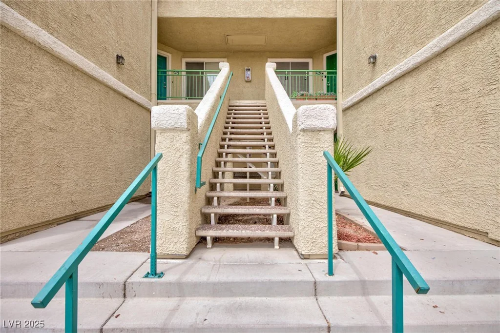 1509 Linnbaker, Las Vegas, NV 89110
