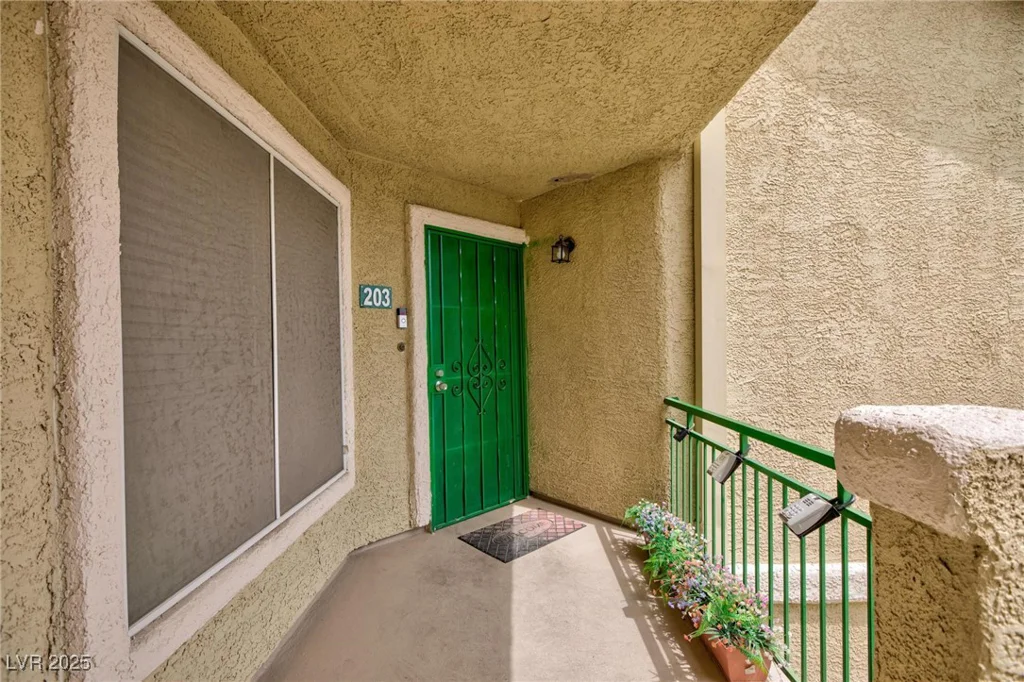 1509 Linnbaker, Las Vegas, NV 89110