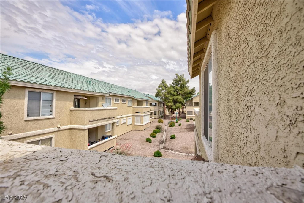 1509 Linnbaker, Las Vegas, NV 89110