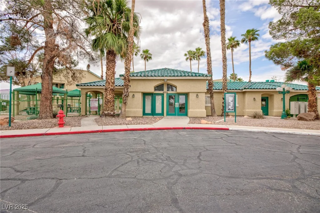 1509 Linnbaker, Las Vegas, NV 89110