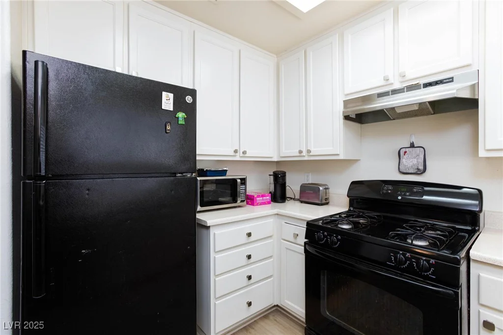 1509 Linnbaker, Las Vegas, NV 89110