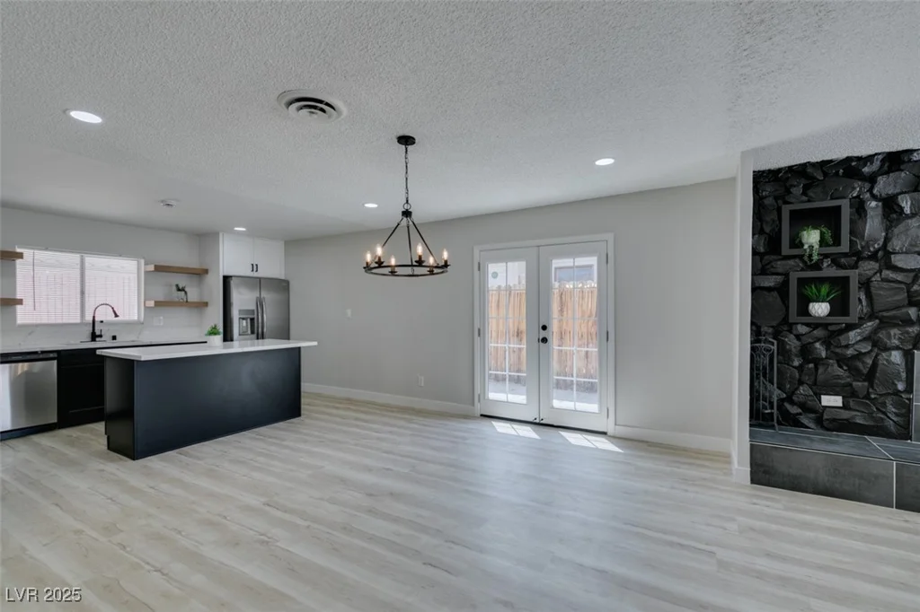4393 Swandale, Las Vegas, NV 89121