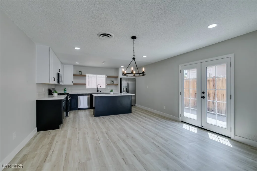 4393 Swandale, Las Vegas, NV 89121