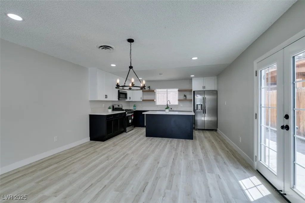 4393 Swandale, Las Vegas, NV 89121