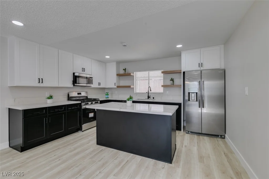 4393 Swandale, Las Vegas, NV 89121