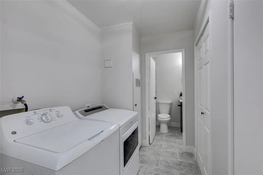 4393 Swandale, Las Vegas, NV 89121