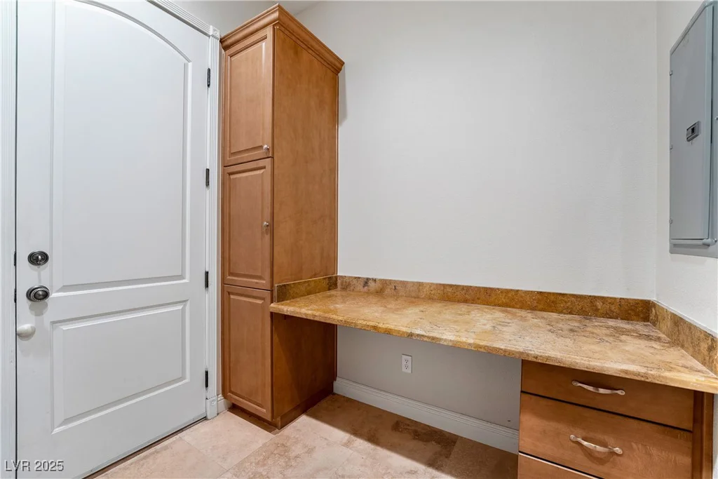 2500 Zephyr, Pahrump, NV 89048