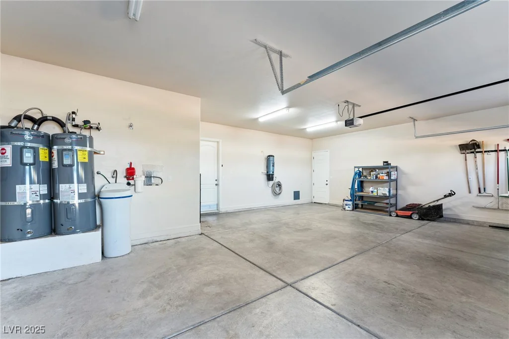 2500 Zephyr, Pahrump, NV 89048