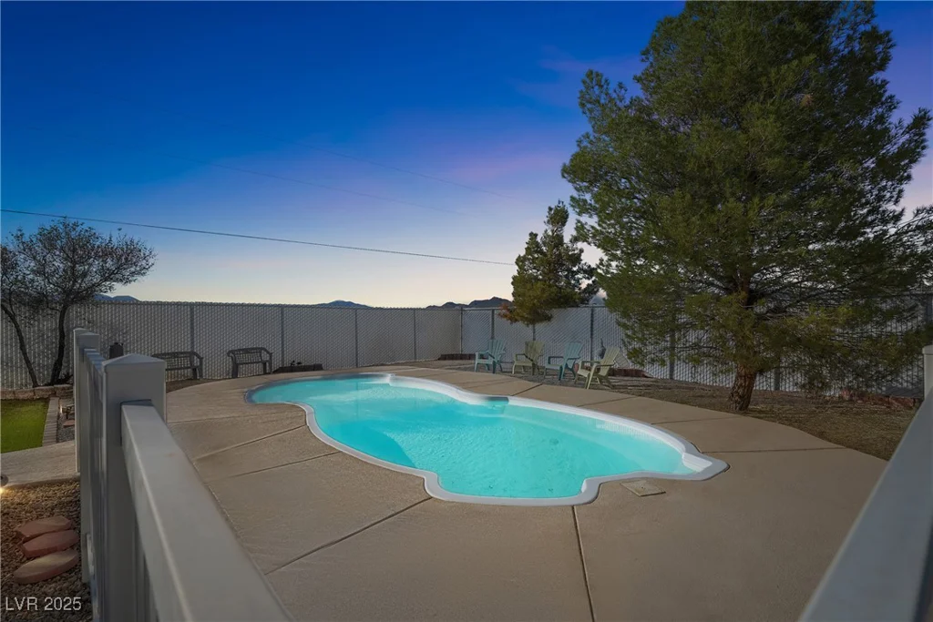 2500 Zephyr, Pahrump, NV 89048