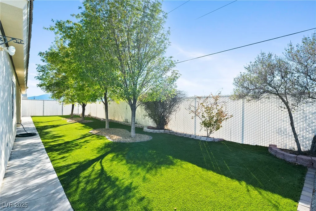 2500 Zephyr, Pahrump, NV 89048