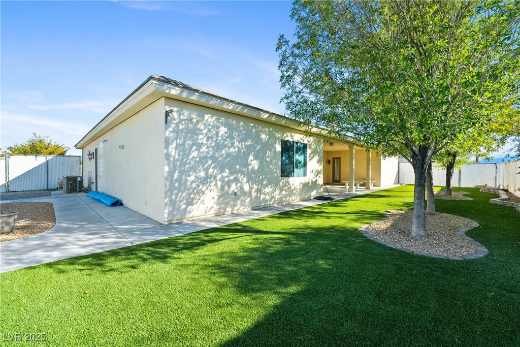 2500 Zephyr, Pahrump, NV 89048