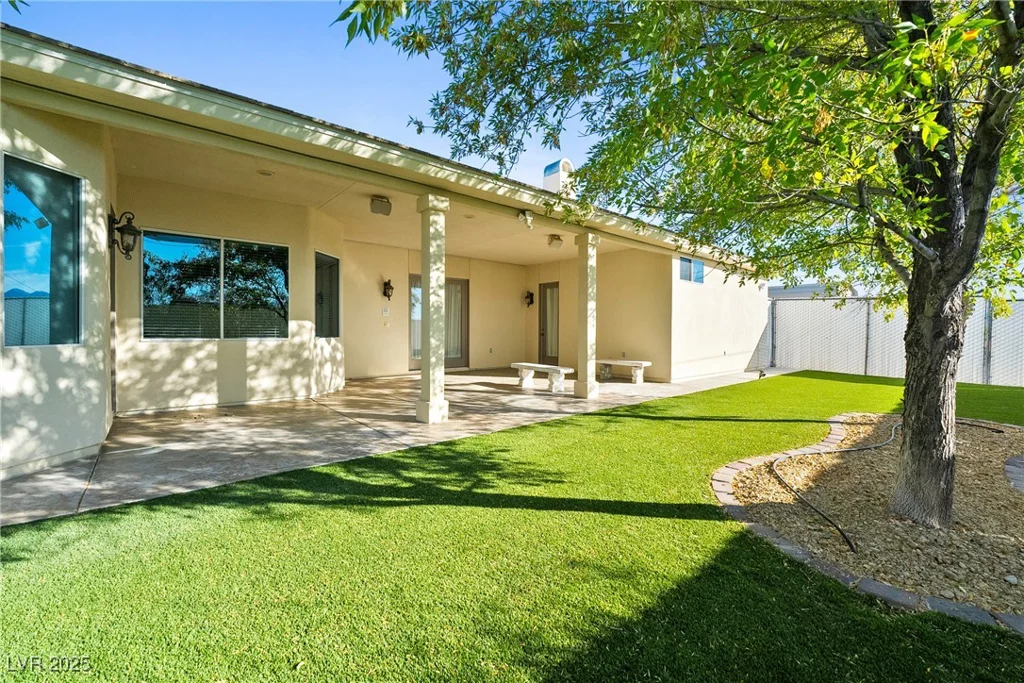 2500 Zephyr, Pahrump, NV 89048