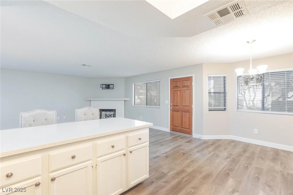1201 Sulphur Springs, Las Vegas, NV 89128
