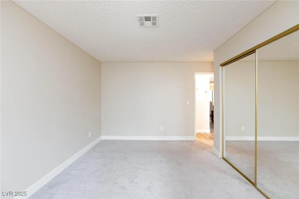 1201 Sulphur Springs, Las Vegas, NV 89128