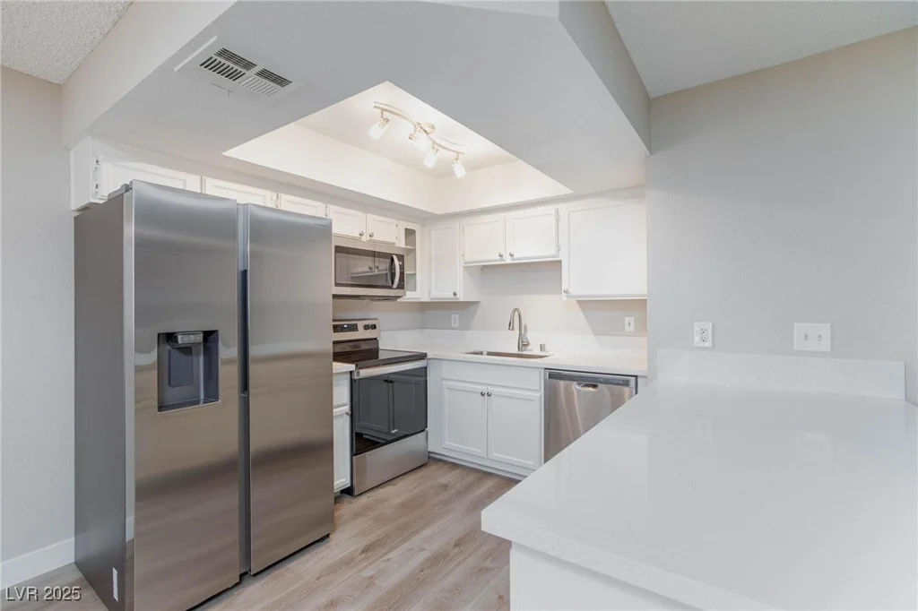 1201 Sulphur Springs, Las Vegas, NV 89128