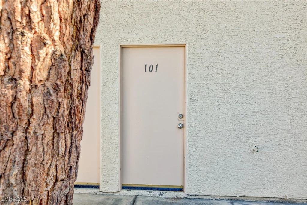 1201 Sulphur Springs, Las Vegas, NV 89128