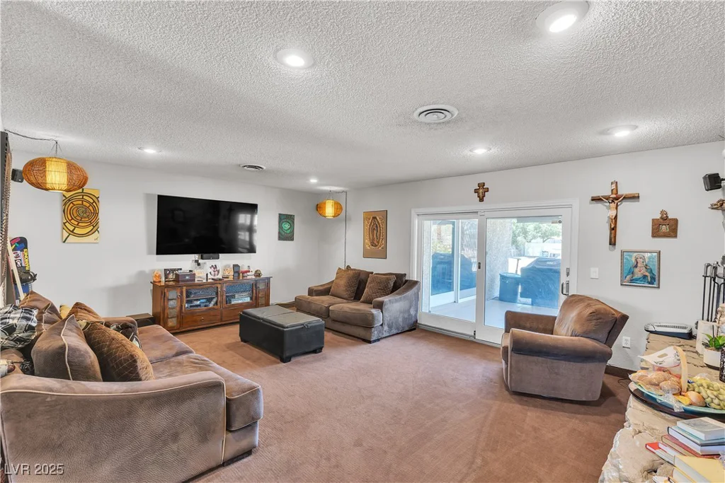 3845 Torrey Pines, Las Vegas, NV 89103