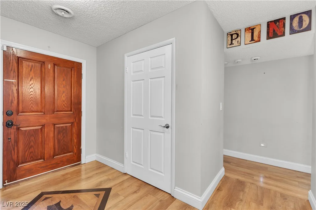 3845 Torrey Pines, Las Vegas, NV 89103