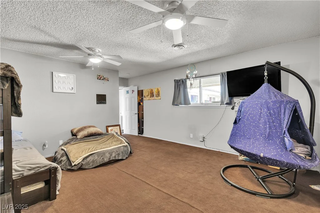 3845 Torrey Pines, Las Vegas, NV 89103
