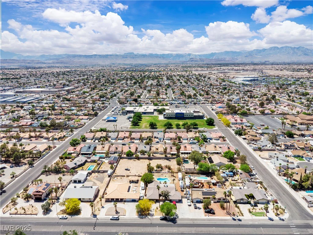 3845 Torrey Pines, Las Vegas, NV 89103