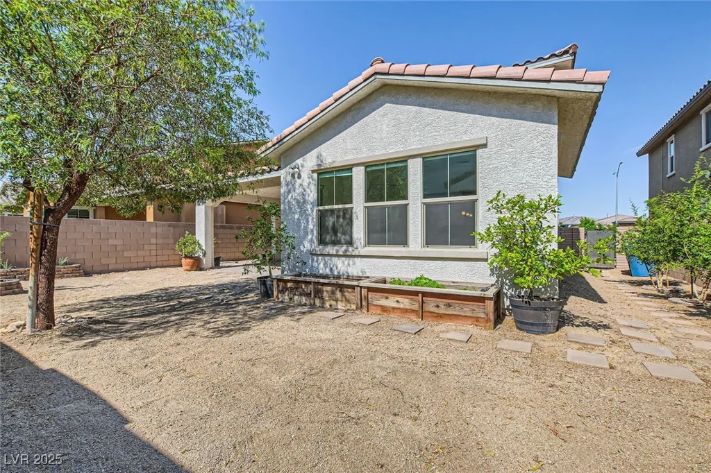 632 Cadence Vista, Henderson, NV 89011
