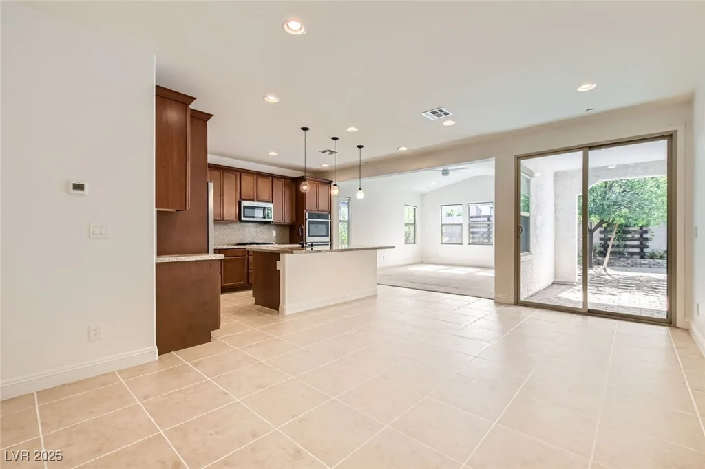 632 Cadence Vista, Henderson, NV 89011