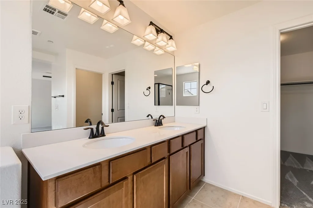 632 Cadence Vista, Henderson, NV 89011