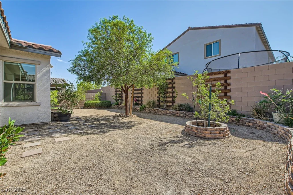 632 Cadence Vista, Henderson, NV 89011