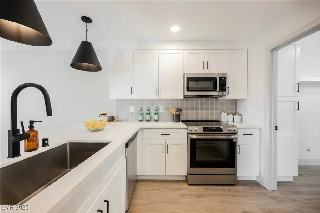 1800 Edmond, Las Vegas, NV 89146