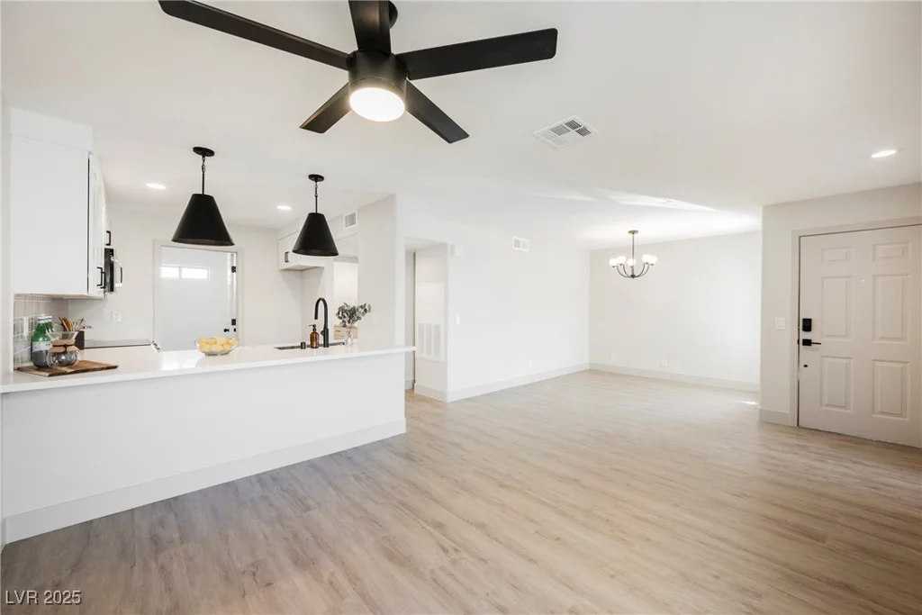 1800 Edmond, Las Vegas, NV 89146
