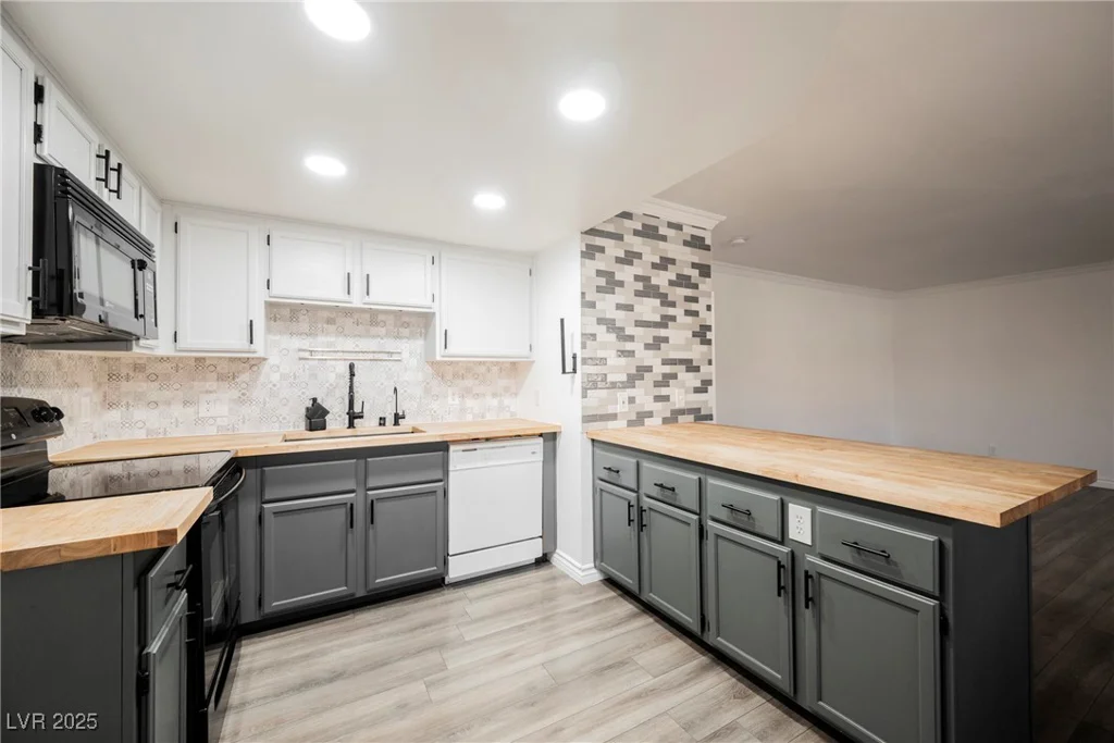 1316 Driscoll, Las Vegas, NV 89128