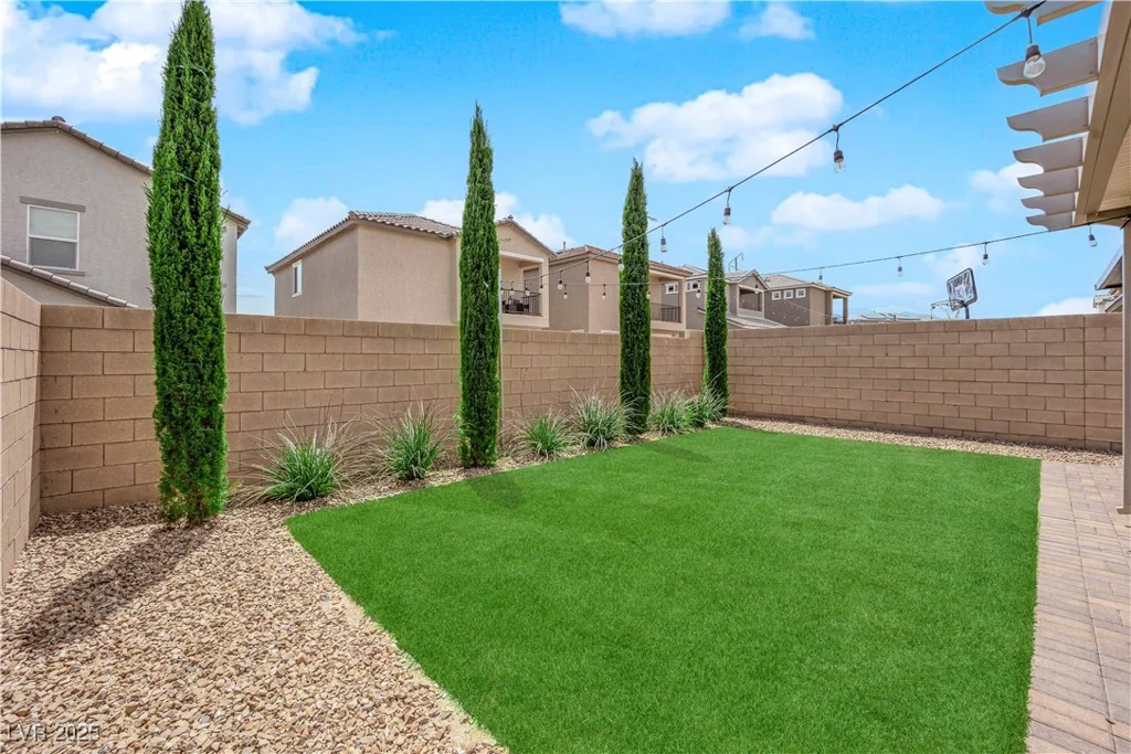 10029 Cluny, Las Vegas, NV 89178