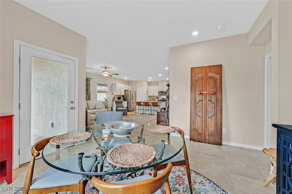 7910 Pearly, North Las Vegas, NV 89084